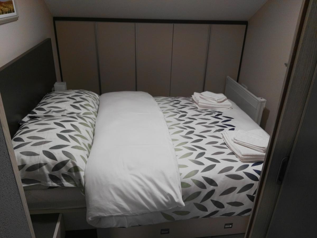 Apartmani Janjic 巴尼西卢卡 外观 照片